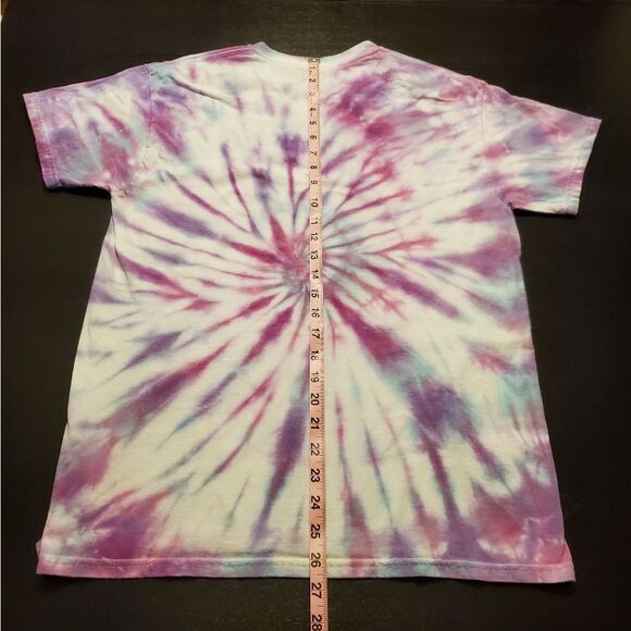 🌺 3/$25 Tie-dye short sleeve T-shirt, Medium - Picture 5 of 7
